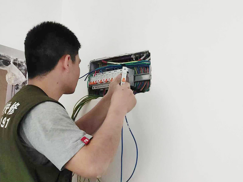 成都水電安裝多少錢一平方，從看懂水電
